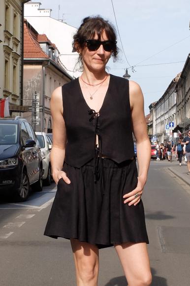 LNIANE SPODENKI: Czerń